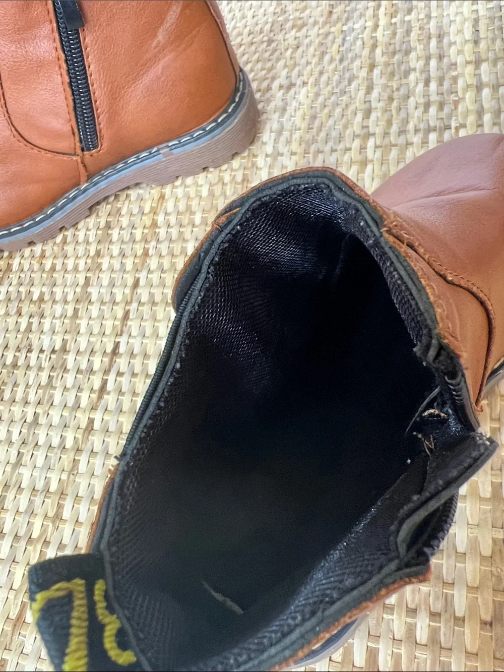 Kids Chelsea Chukka ankle boots brown side zip Toddler size 11 - EU 30